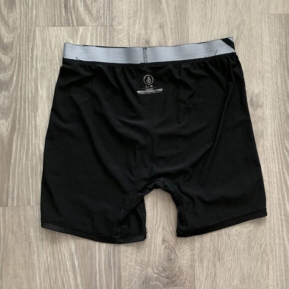 Volcom Compression Short - Picture 6 of 8